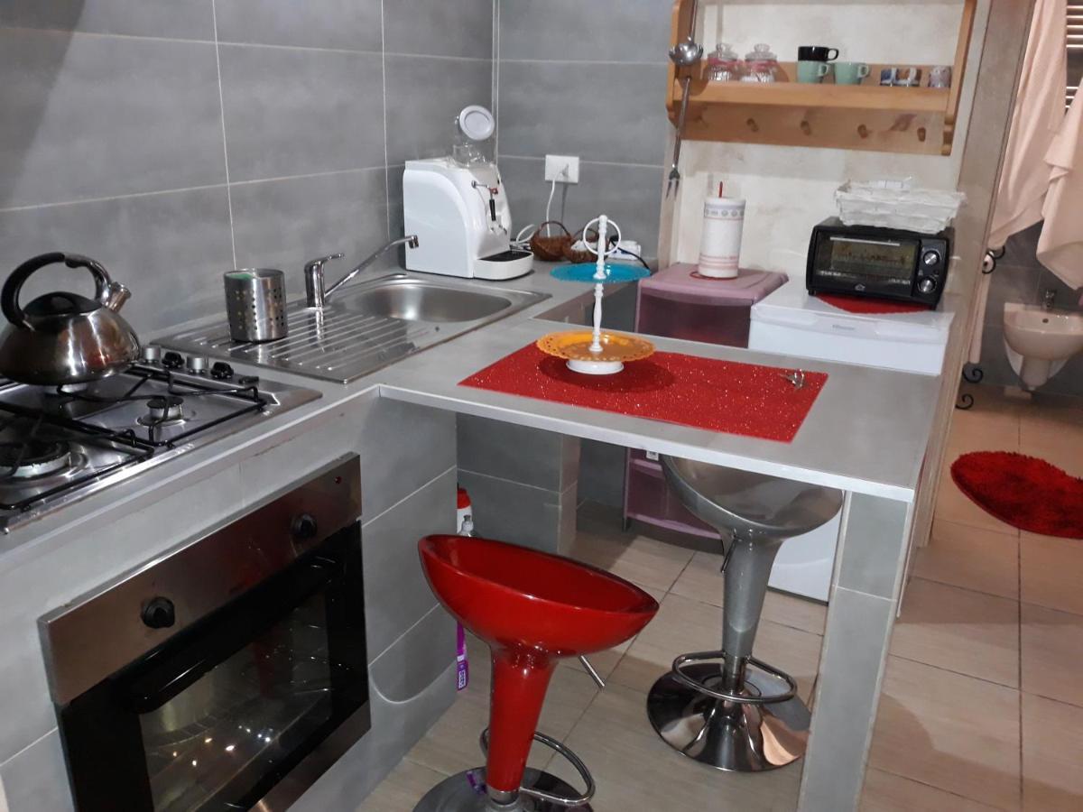 Suites Rome Пескара Екстер'єр фото