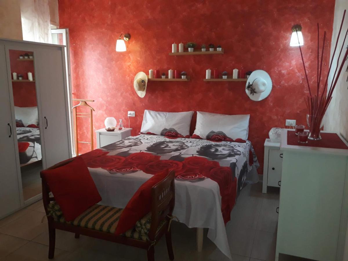 Suites Rome Пескара Екстер'єр фото