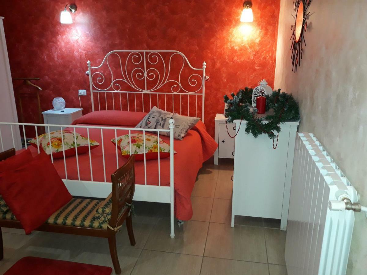 Suites Rome Пескара Екстер'єр фото