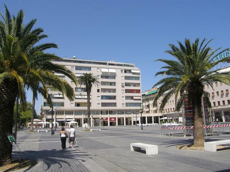 Suites Rome Пескара Екстер'єр фото